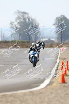 media/Sep-20-2025-TrackDaz (Sat) [[27f0cde673]]/B Group/220pm (Turn 9)/